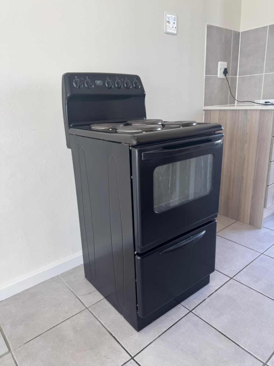 To Let 2 Bedroom Property for Rent in Heather Park Western Cape